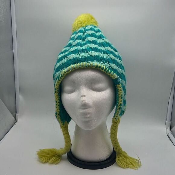 The North Face Girl's‎ Fuzzy Earflap Beanie Kokomo Green Medium - Picture 1 of 5
